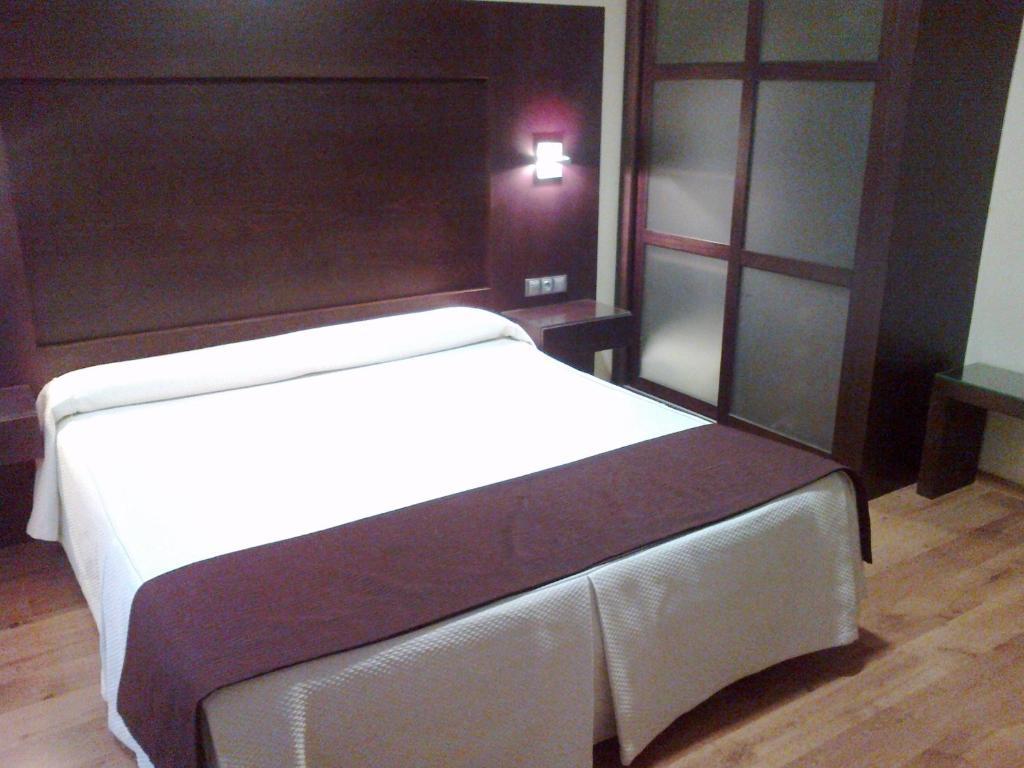 Hotel Anabel Baza Phòng bức ảnh