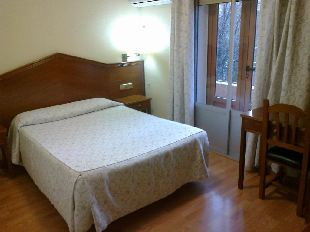 Hotel Anabel Baza Phòng bức ảnh