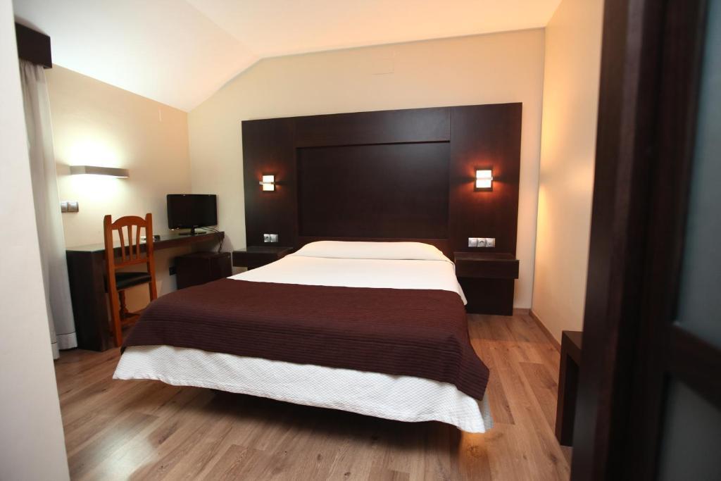 Hotel Anabel Baza Ngoại thất bức ảnh